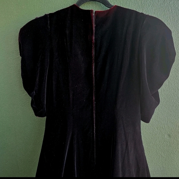 1980's Vintage Black Velvet Evening Dress Rare Sz 11 - Picture 8 of 9